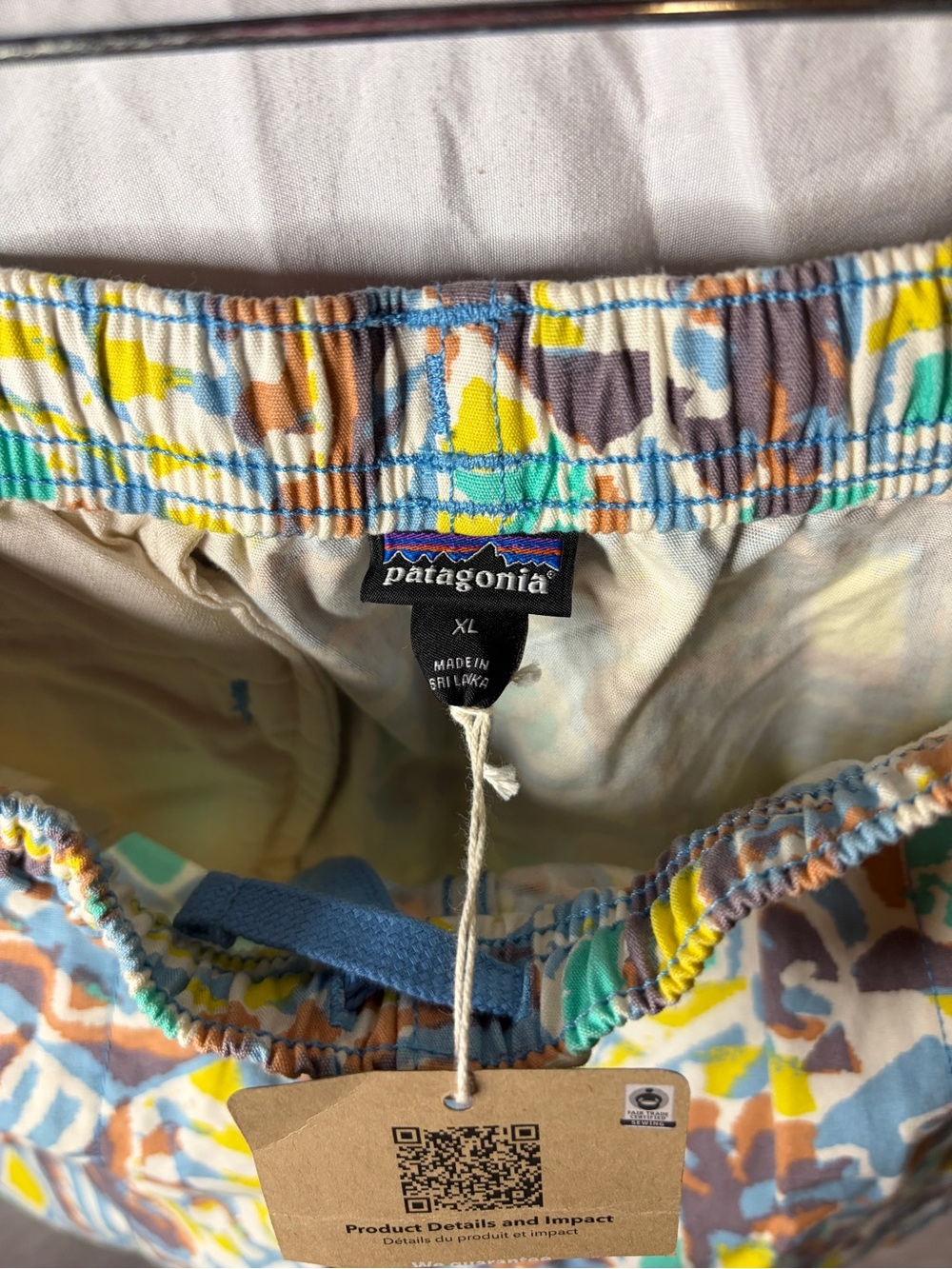 NEW Patagonia Kids' Funhoggers Cotton Shorts Lago Blue XL - Picture 3 of 4